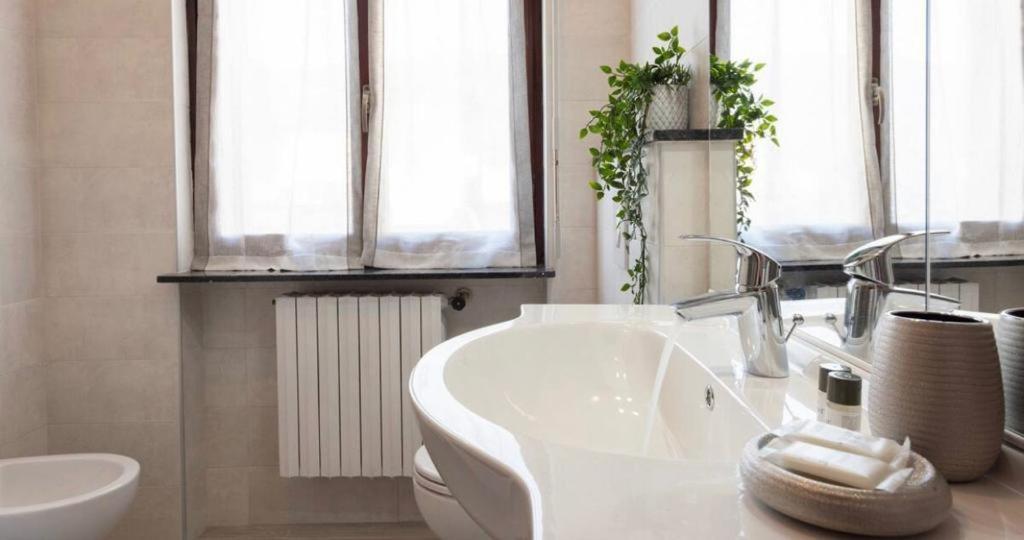 Como Diamond Apartment Lipomo ภายนอก รูปภาพ